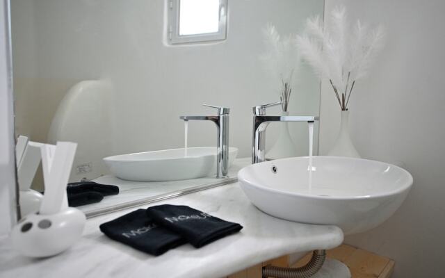 Paraga Scorpios Villa 2 7mins Walk to Beach by Calypso Sunset Villas