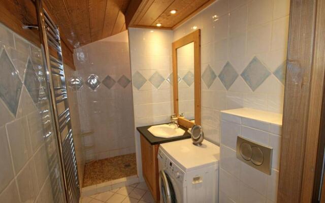 Appartement Villard-sur-Doron, 4 pièces, 9 personnes - FR-1-293-89