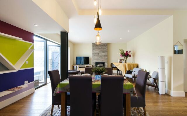 The Spacious Fulham Apartment - FOI