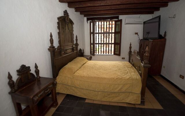 Casa de la Moneda By Nomad Guru