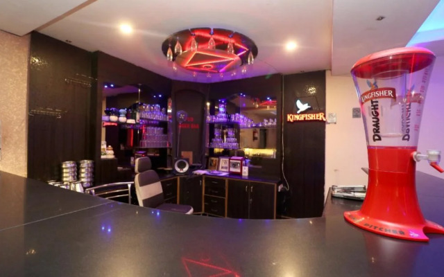 Hotel Bubbles by OYO Rooms
