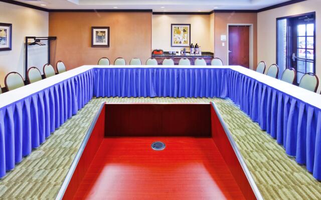 Holiday Inn Express Hotel Ooltewah Springs-Chattanooga by IHG