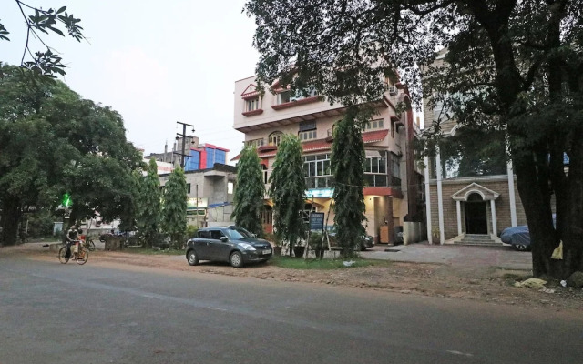 OYO 18668 Ananya Guest House