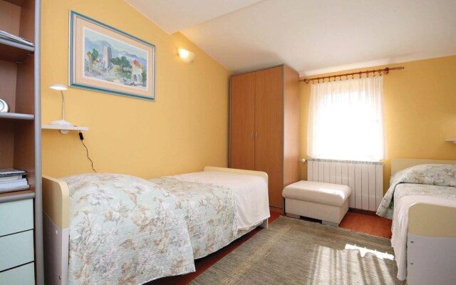 Amazing Home in Dubrava With Wifi and 3 Bedrooms