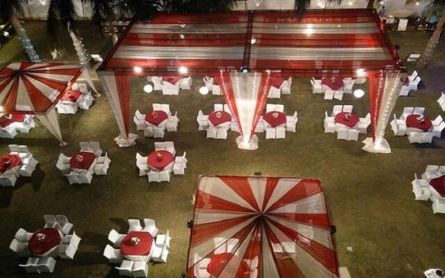 V One Hotel - The Competent Palace