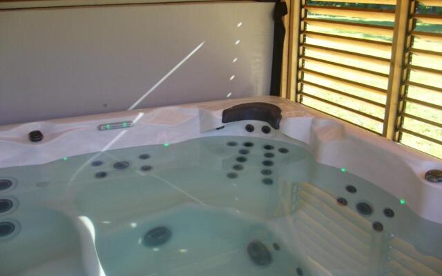 Appartement dans maison à Corbelin proche Walibi