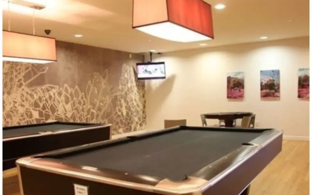 Plush Residence