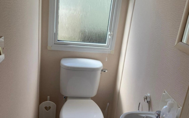 Forest & beach access Naish park