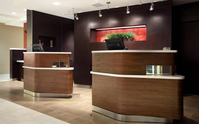 Courtyard by Marriott Ventura Simi Valley