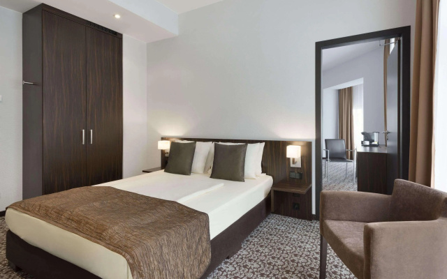 Ramada by Wyndham Frankfurt Central Station