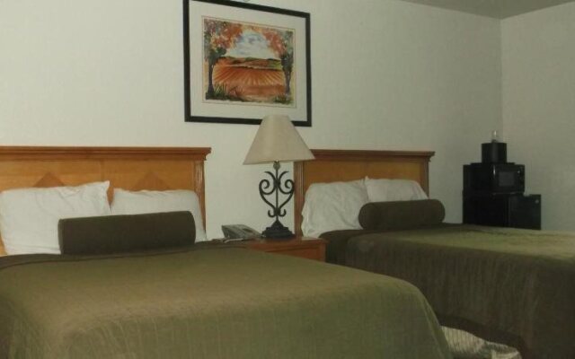 Travel Inn and Suites