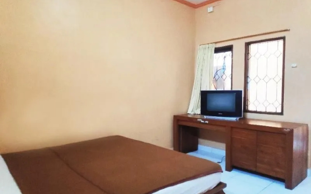 OYO 91112 Tara Kost