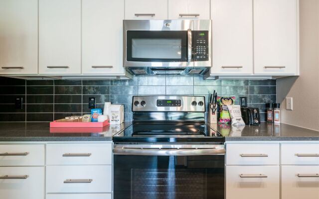 StayLo Austin 2 Bedroom Suites