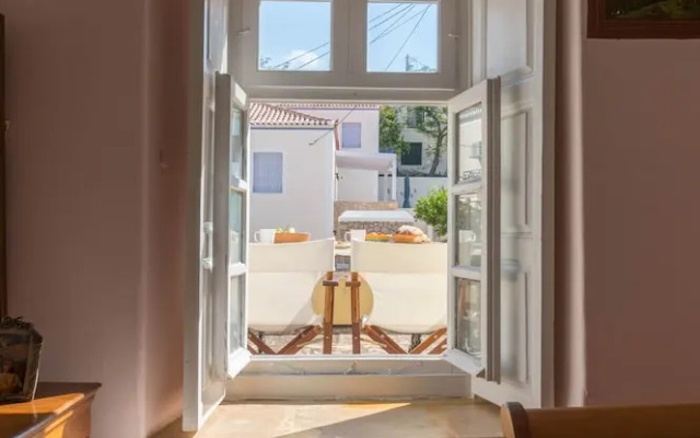 Villa Spetses 19th Century Glamour!