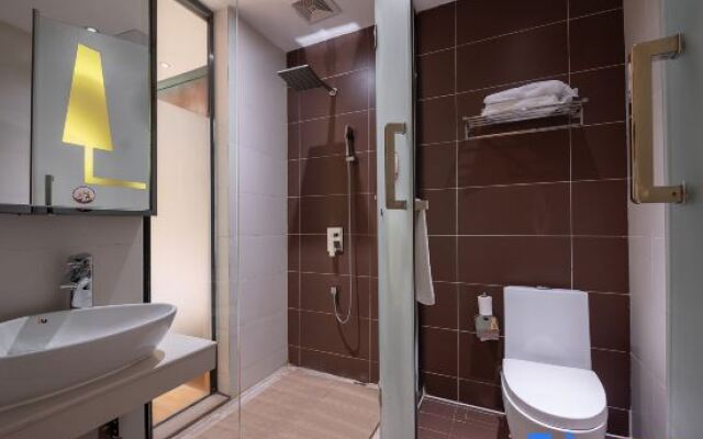 Youcheng Hotel (Yulin Zhonggang Road Darunfa)