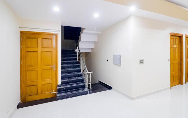 OYO 79101 Krishna Palace