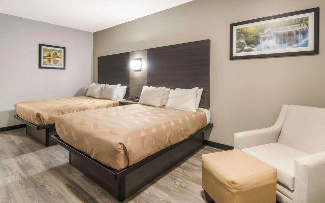 Quality Inn & Suites  Fort Worth - Fossil Creek