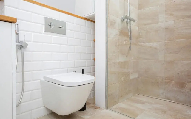 Kaliny Jędrusik Apartment by Renters