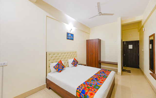Capital O 28034 Triple Tree Hotels & Resorts