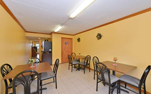 Americas Best Value Inn Maumee Toledo