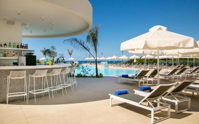 Nissiblu Beach Resort
