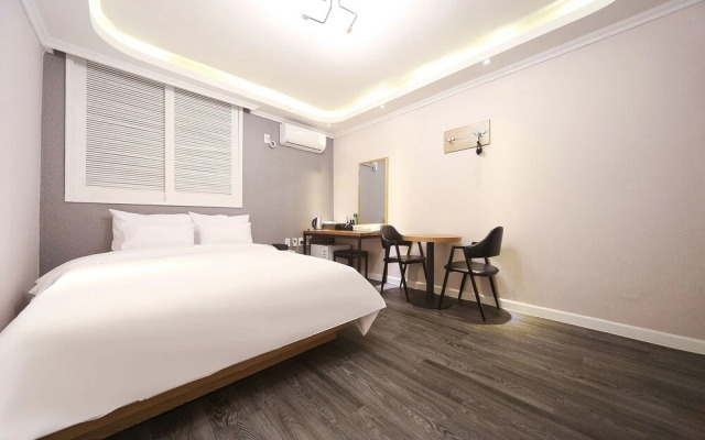 Andong Munhwa Hotel