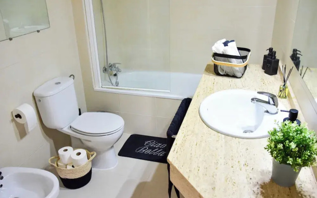 Manzanilla Penthouse - Private Jacuzzi, 5min Beach