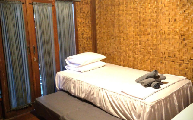 Good Vibes Bungalows