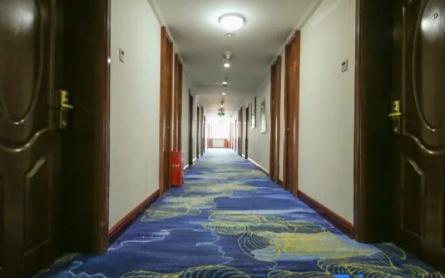 Liyuan Business Hotel