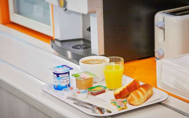 Hôtel Premiere Classe Melun Senart - Vert Saint Denis