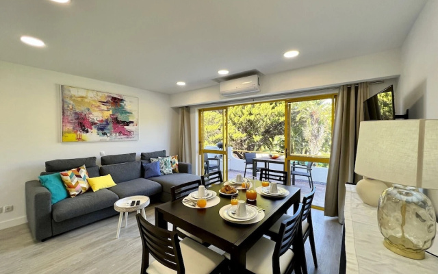 Quarteira Stylish With Pool by Homing