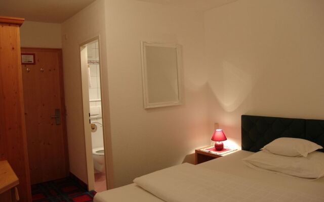 Schindler Hotel