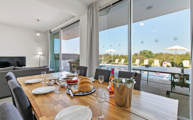 Sea Point Villas Coral Bay