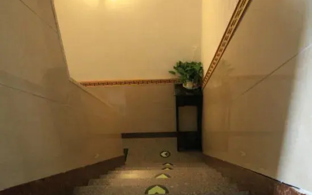 the Jiuhua Mountain Chicken Heights