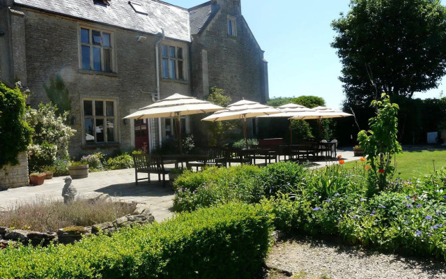 Stanton Manor Hotel