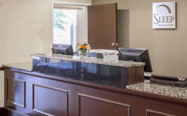 Sleep Inn & Suites Smithfield