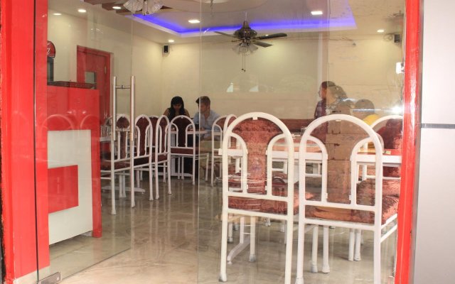 Puri Guest House  Hotel