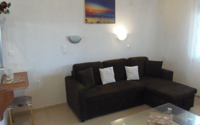 Studios Milos Skopelos-Where the Sea Meets the Sky