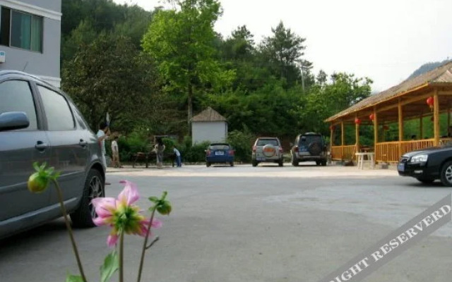 Qiaodaohu Wanghu Resort