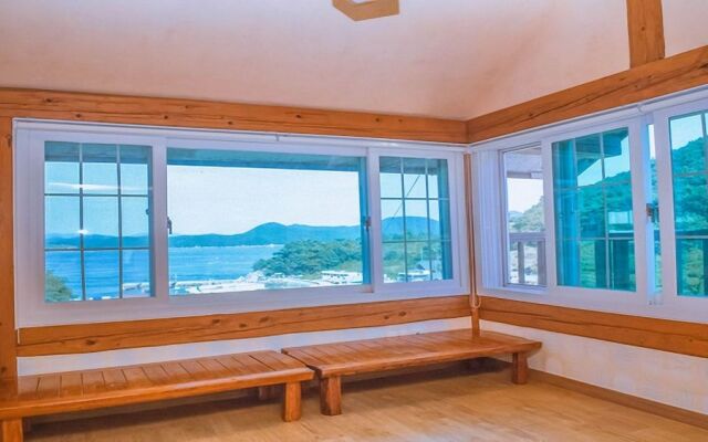 Tongyeong Ye Hyang Pension