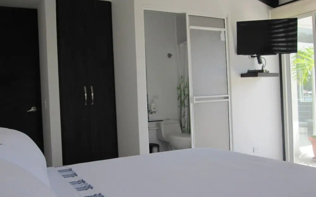 Lili House