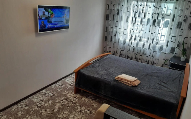 Апартаменты на улице Нововартовская 4