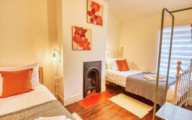 Ghar Homes - Bath Large Family Home