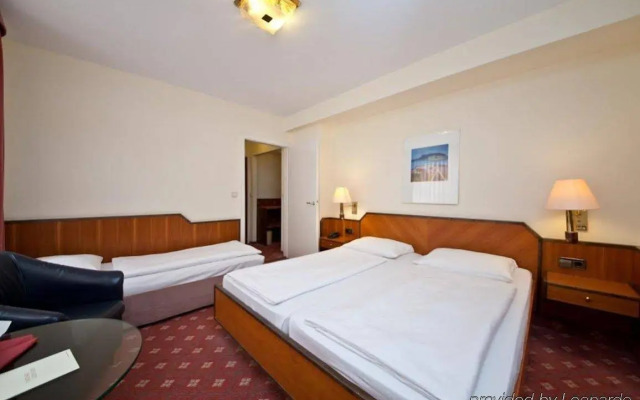 PLAZA INN Rieker Stuttgart Hauptbahnhof