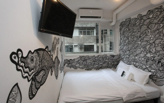 Hop Inn - Hostel