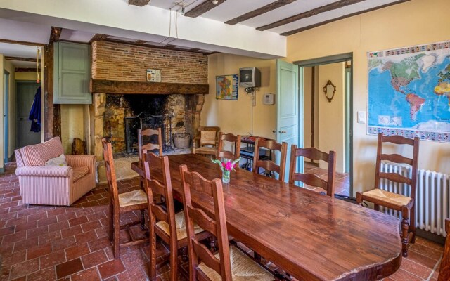 A Spacious And Beautifully Restored Rural Farmhouse with Private Pool