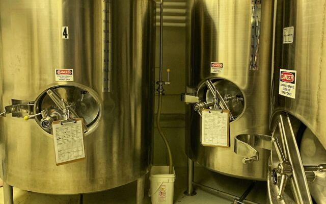 Swans Brewery, Pub and Hotel