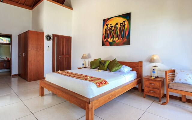 Villa Pantai by Villa Finder