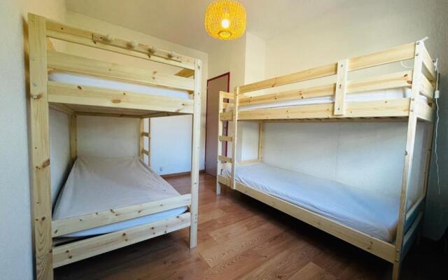 Appartement rénové à 200m de la plage + garage