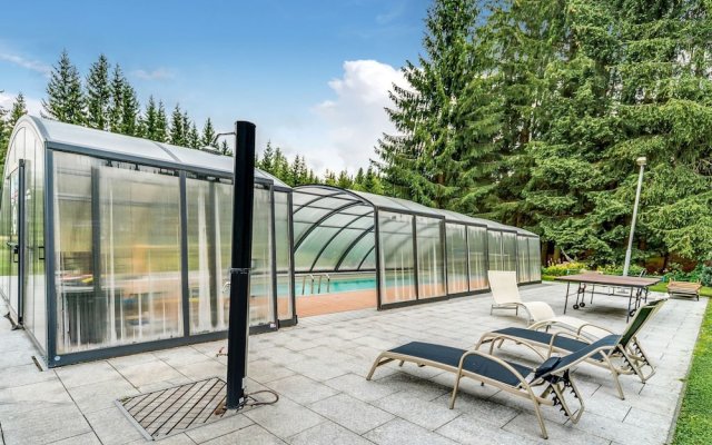 Holiday Home With Swimming Pool in Jagersgrun
